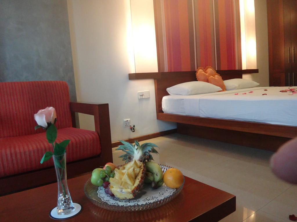 Hotel Topaz Kandy Eksteriør billede