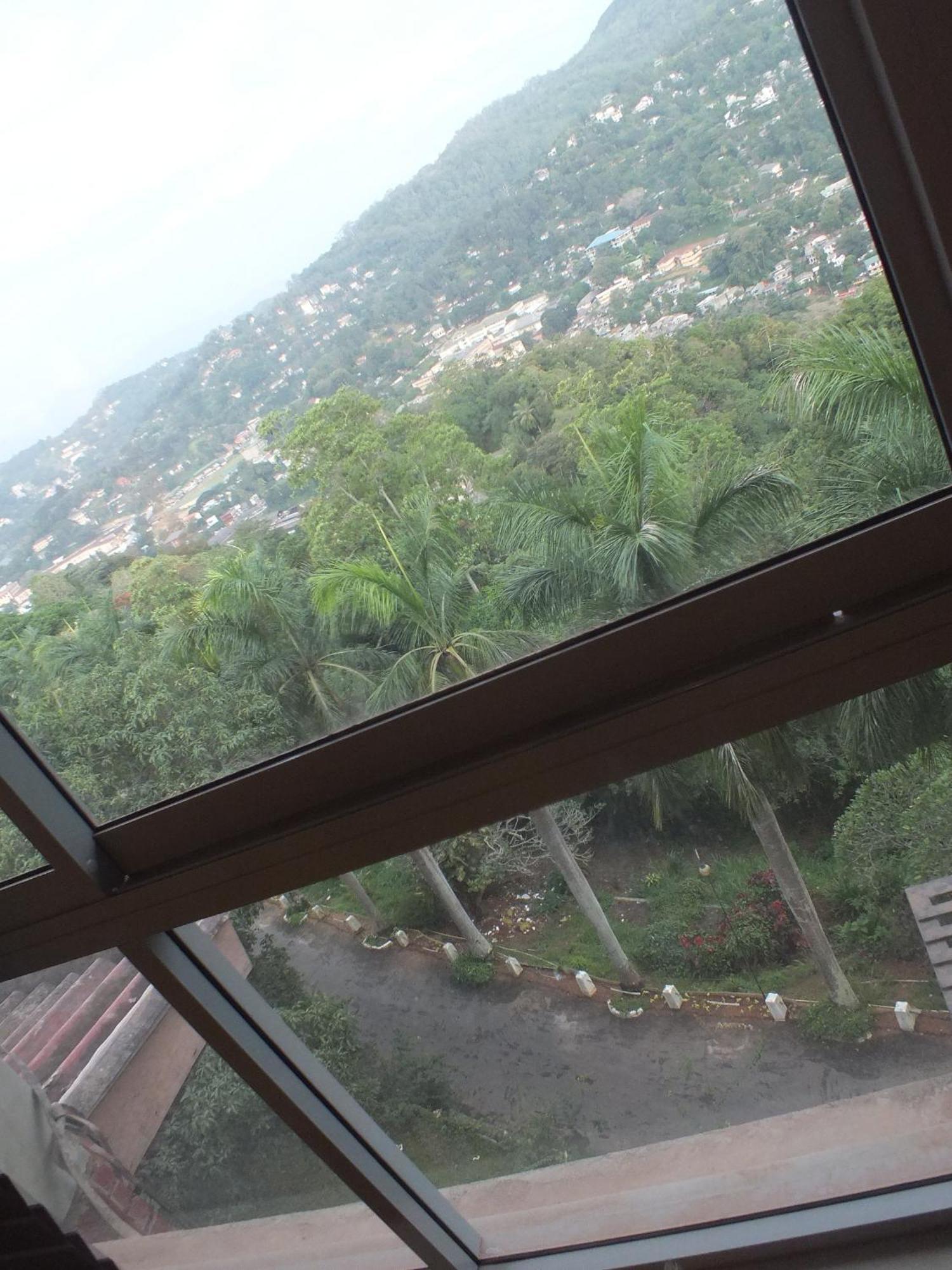 Hotel Topaz Kandy Eksteriør billede