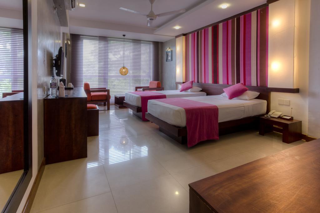 Hotel Topaz Kandy Eksteriør billede