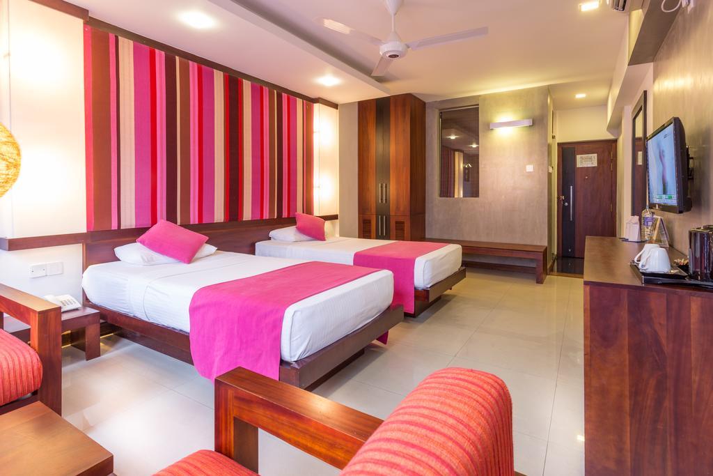 Hotel Topaz Kandy Eksteriør billede