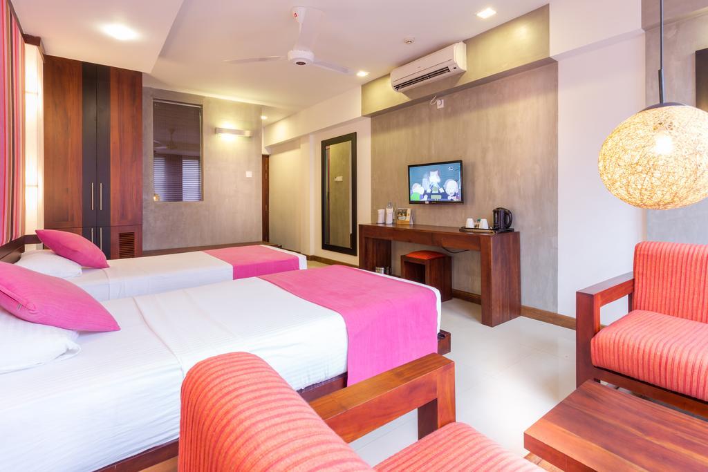 Hotel Topaz Kandy Eksteriør billede