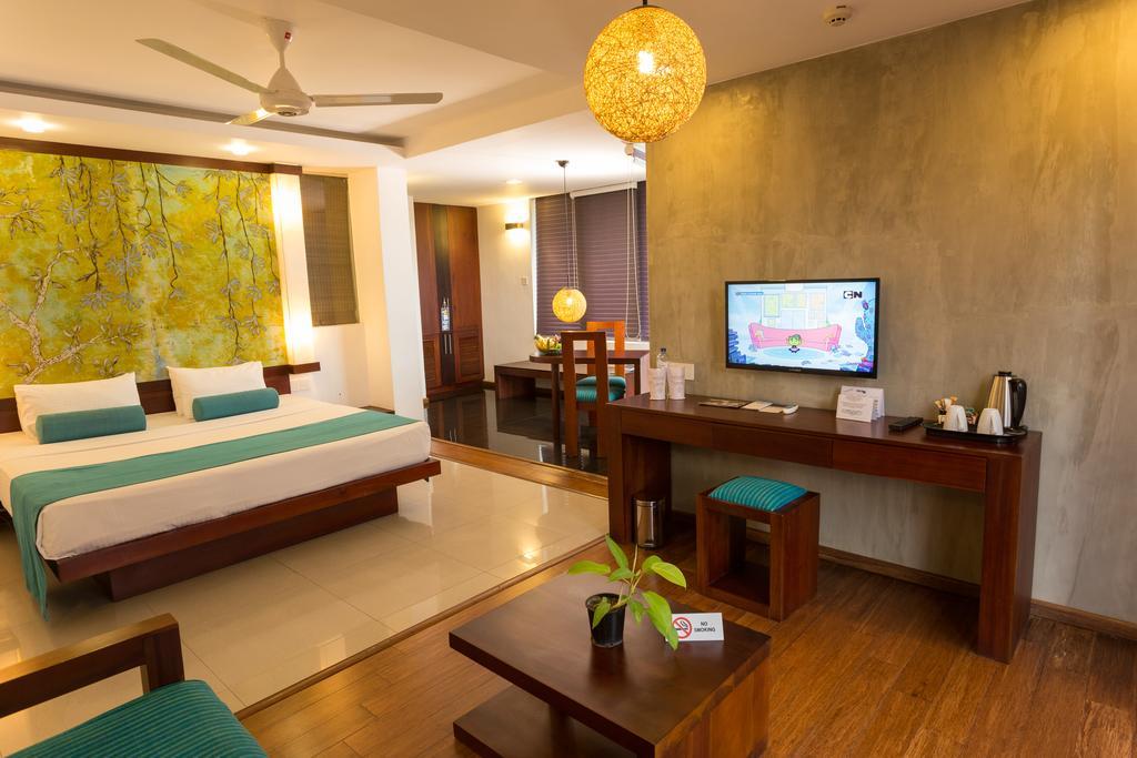 Hotel Topaz Kandy Eksteriør billede