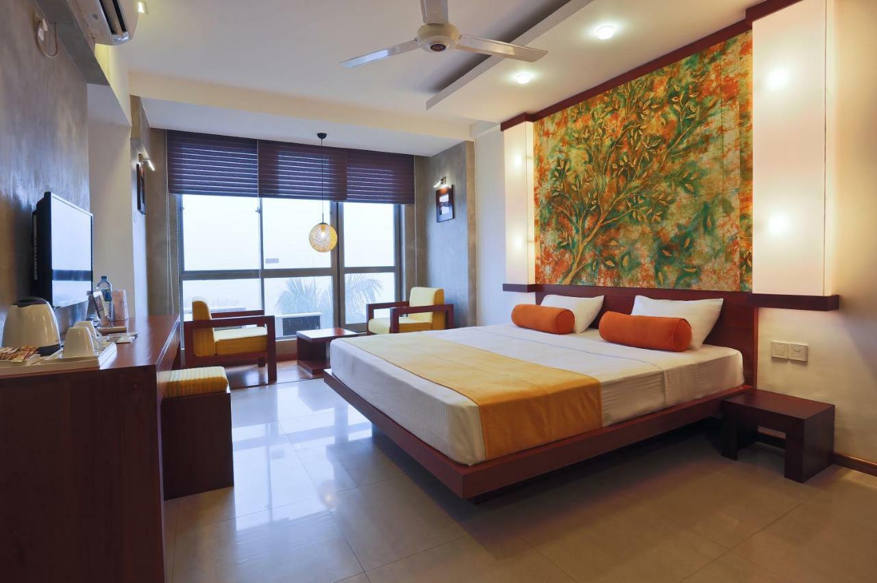 Hotel Topaz Kandy Eksteriør billede